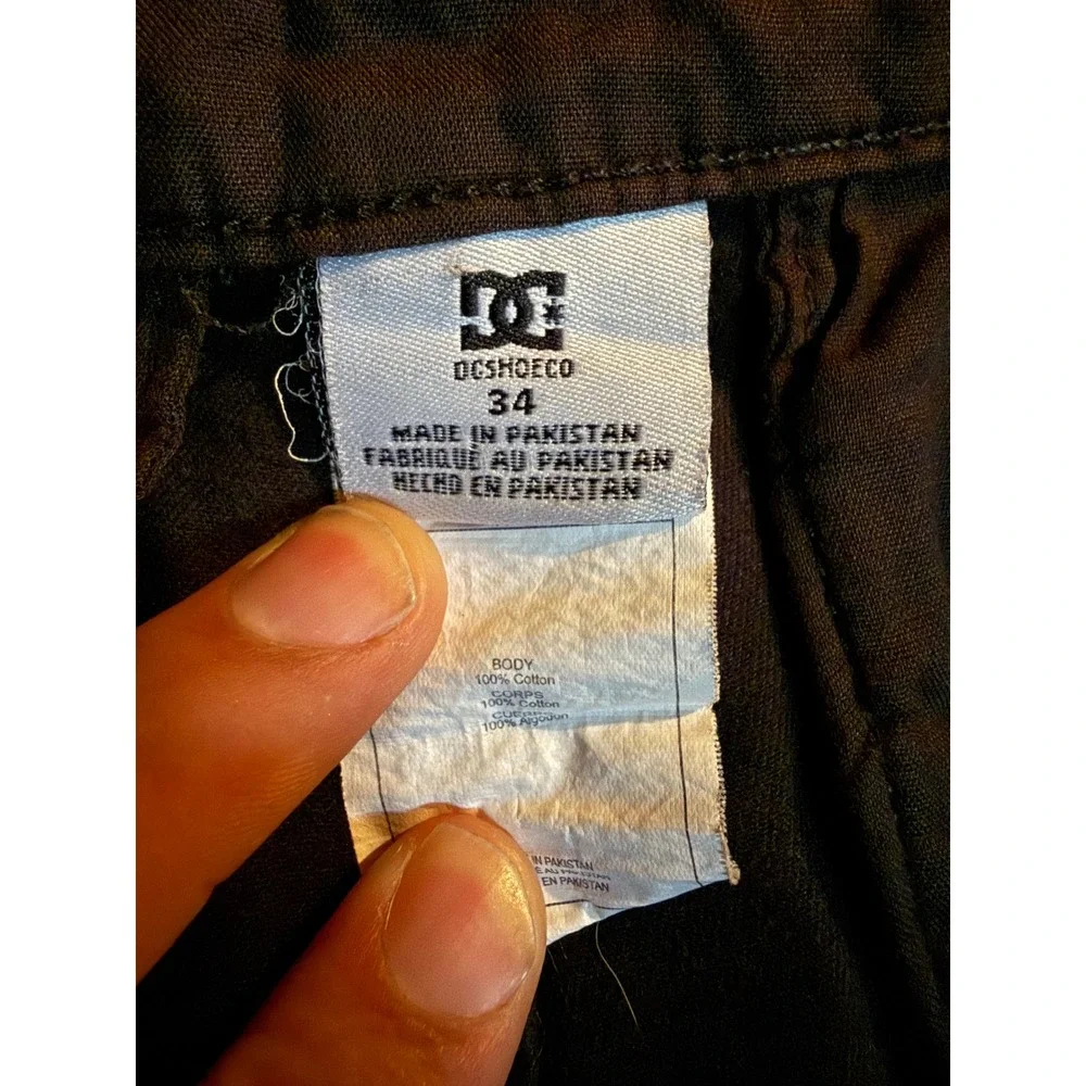 DC Shoe Co Chino Shorts Mens 34 Brown Cotton Twill Flat Front Skateboarding